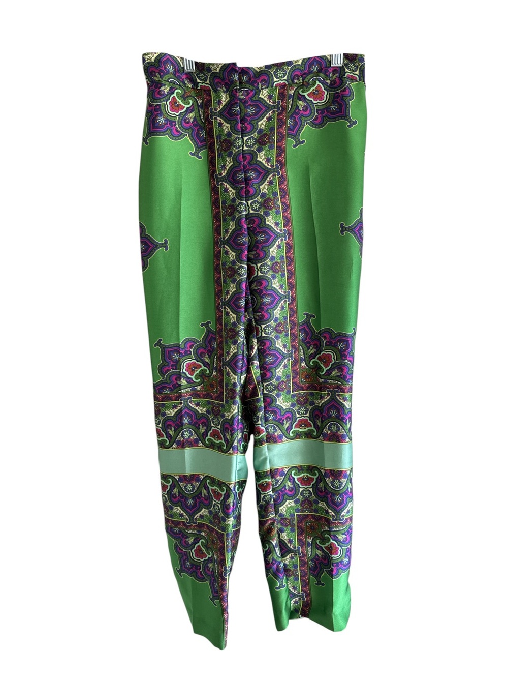 Zara Green Wide-Leg Printed Palazzo Pants with Purple Detail
Waist 26 inseem 26